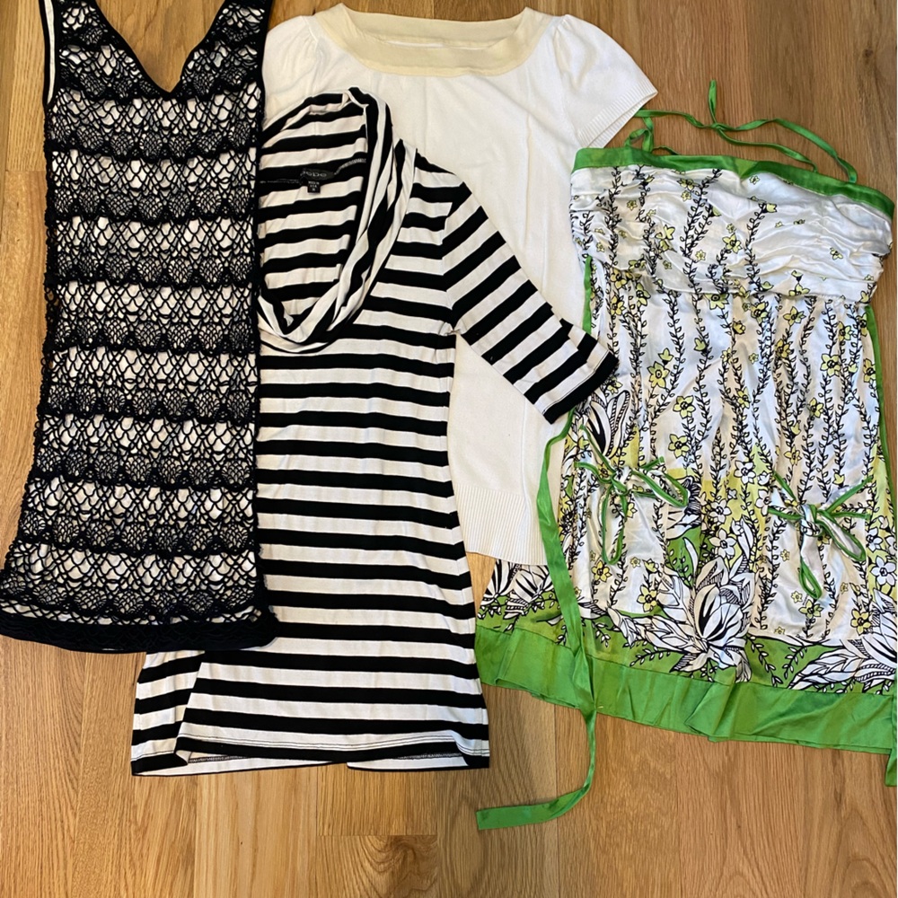 Lot of 4 Bebe dresses/tunics size Medium